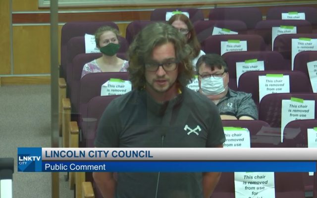 A Man Addresses the Issue of Misnamed “Boneless Wings” During Passionate City Council Address
