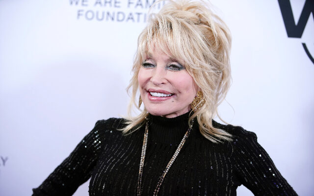 Dolly Parton Says, “No, Thanks!” to Rock Hall