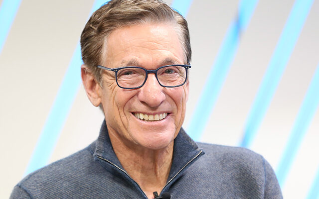 Zoo Recruits Maury Povich to Announce Paternity Test Results!
