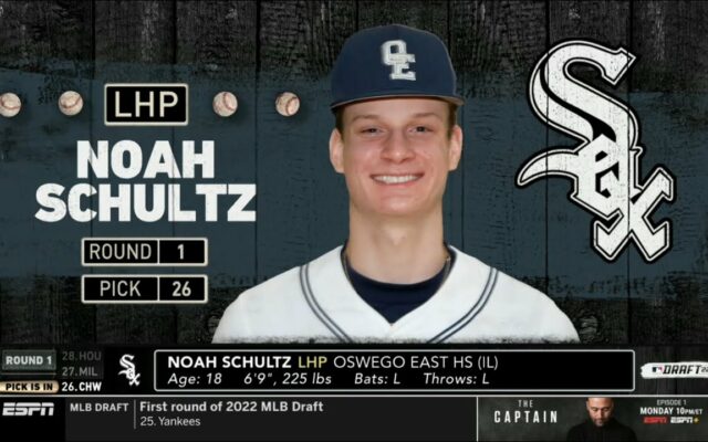 Aurora Native, Oswego East Grad Drafted by White Sox in First Round!