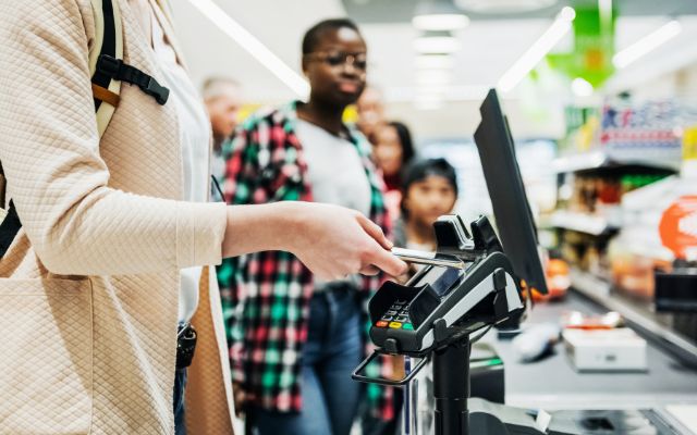 Here’s Why You Should Never Use Self-Checkout
